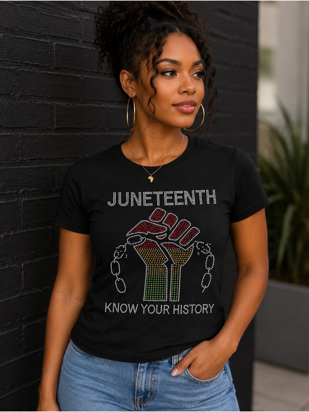 Juneteenth 'Know Your History' Black Rhinestone Tee